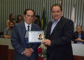 Câmara comemora aniversário de Maracanaú com a entrega da Medalha Almir Dutra