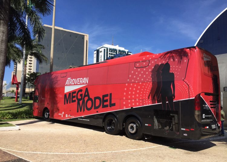 Concurso Mega Model seleciona gratuitamente jovens de Maracanaú