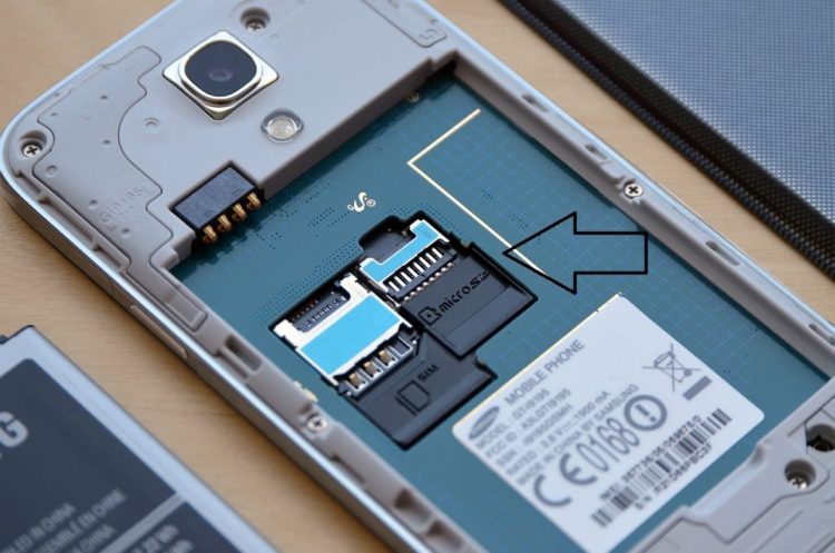Cartões microSD podem estar com os dias contados