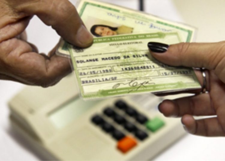 TRE orienta eleitor a buscar informações sobre títulos e locais de votação