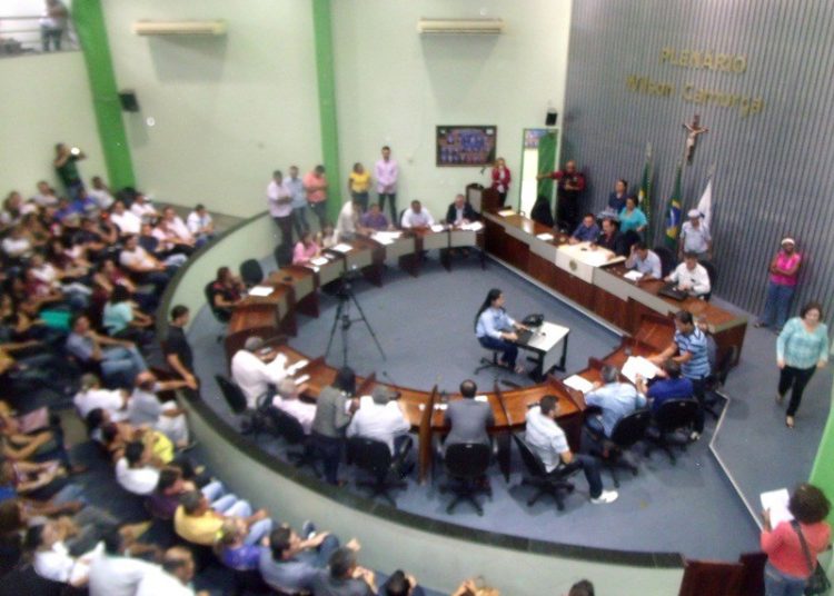 Projeto de Lei Orçamentária Anual é discutido na Câmara de Maracanaú