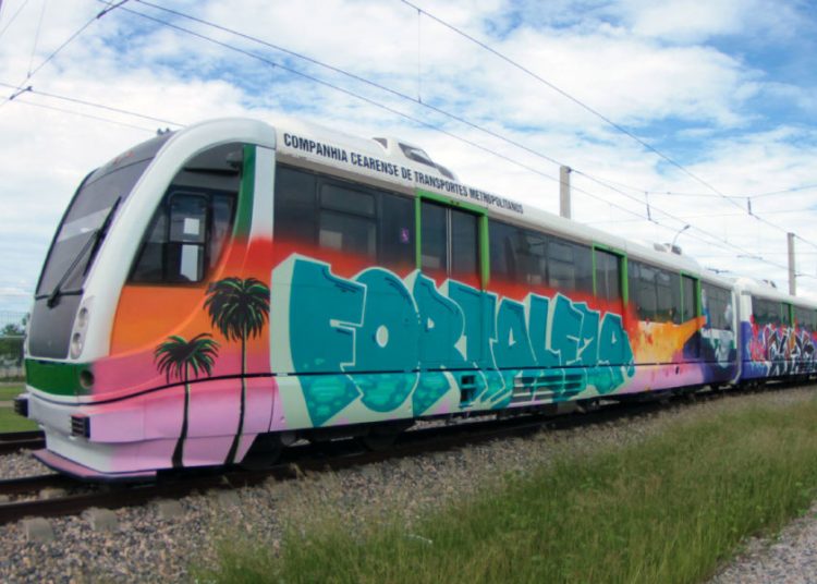 Ceará recebe OSGEMEOS para grafitagem de trens