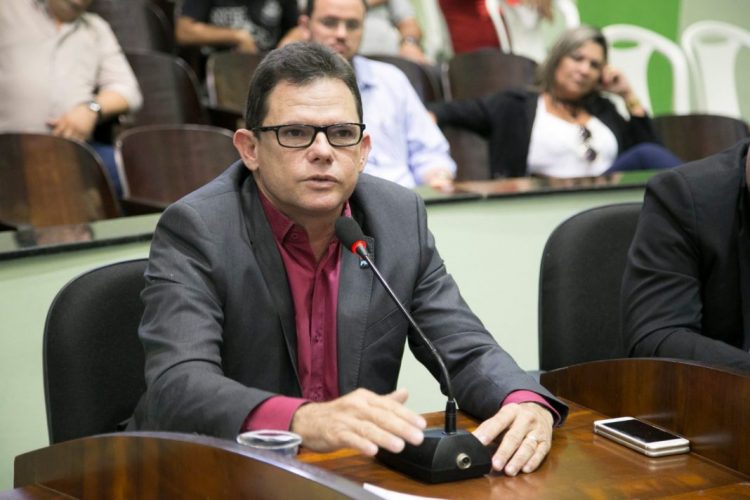 Vereador Lucinido Frota indicado para coordenar bancada governista