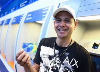 Nascidos em dezembro podem sacar FGTS no sábado (8)