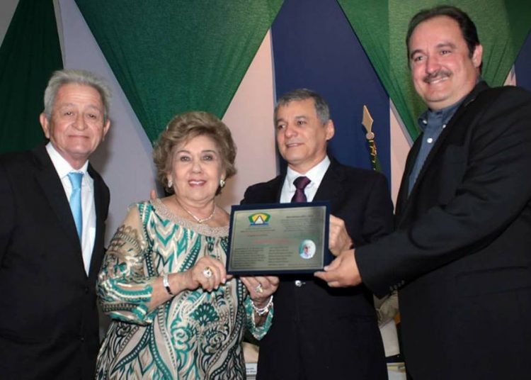 Câmara Municipal de Maracanaú realiza solenidade de entrega da Medalha Ivens Dias Branco