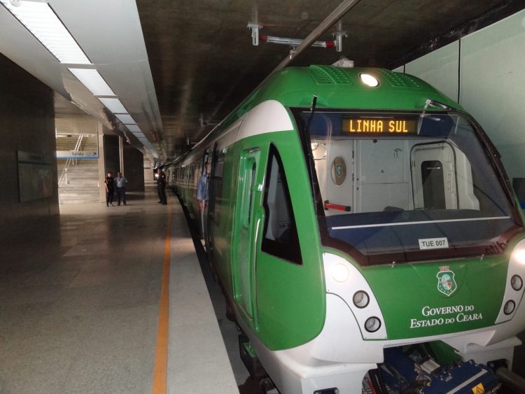 Metrô de Fortaleza abre cadastro para meia passagem de estudantes