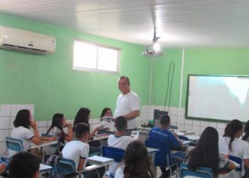 Professor da rede municipal é aprovado em seleção para curso nos Estados Unidos