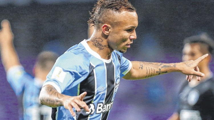 Maracanauense Éverton é esperança gremista na final do mundial