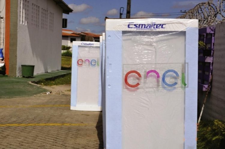 Enel realiza sorteio de geladeiras em Maracanaú