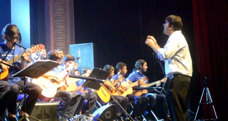 Plataforma Ceará de Música encerra programação com shows gratuitos da Orquestra da Fundação Raimundo Fagner e da banda Os Transacionais