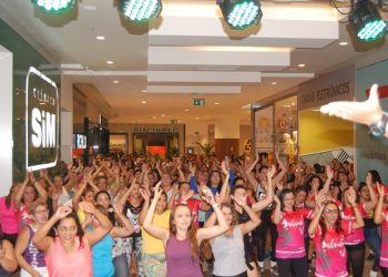 Clínica SIM realiza primeira aula  do ” Maraca em Movimento” no  North Shopping Maracanaú