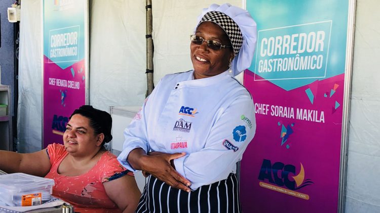 Forró pé de serra e DJs animam último dia do Bazar da Tabosa