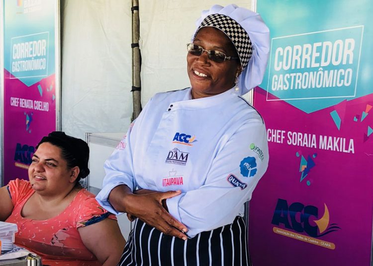 Forró pé de serra e DJs animam último dia do Bazar da Tabosa