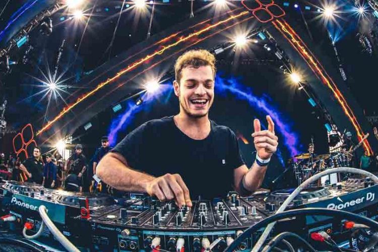 Irmão Gêmeo de Alok, DJ Bhaskar se apresenta em Fortaleza neste domingo
