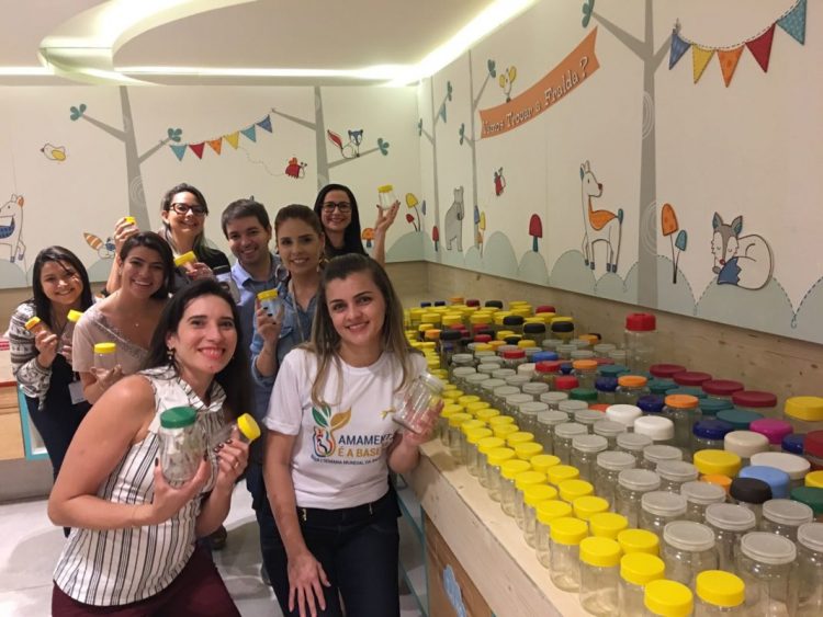 North Shopping Fortaleza realiza entrega de frascos para coleta de leite materno na MEAC