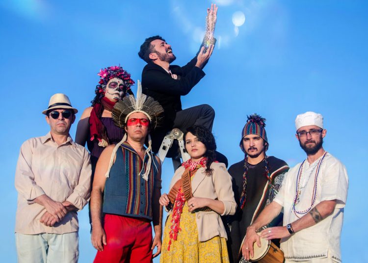Dona Zefinha lança álbum “Da Silva: El Hijo de Las Américas” no Dragão do Mar