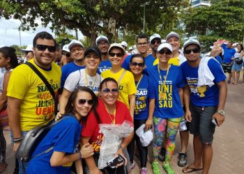 UNINASSAU realiza ação tropical de limpeza das praias