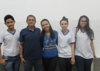 Estudantes da rede municipal participam da 2ª fase da Olimpíada Brasileira de Química Júnior e Olimpíada Nacional de Ciências