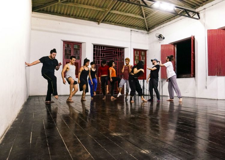 BIENAL de DANÇA abre em Outubro, mas oficinas e residências já acontecem