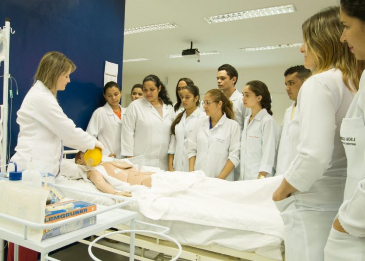 Faculdade em Fortaleza oferece serviços gratuitos de Cardiologia