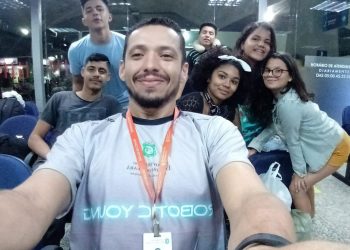 Estudantes de Escola Pública de Beberibe expõem projeto de “Óculos para Cego” na Paraíba com apoio da Escola Pixels
