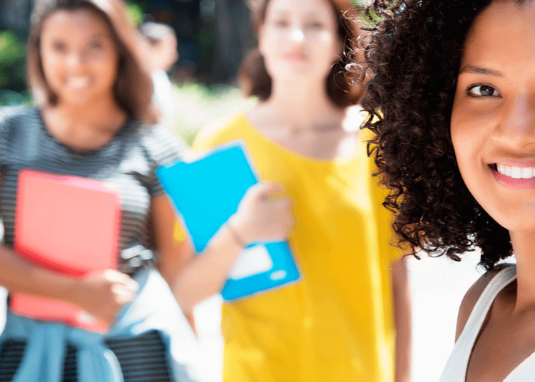 Cursos de pós-graduação da Unifametro estão com inscrições abertas para o processo seletivo 2019.1