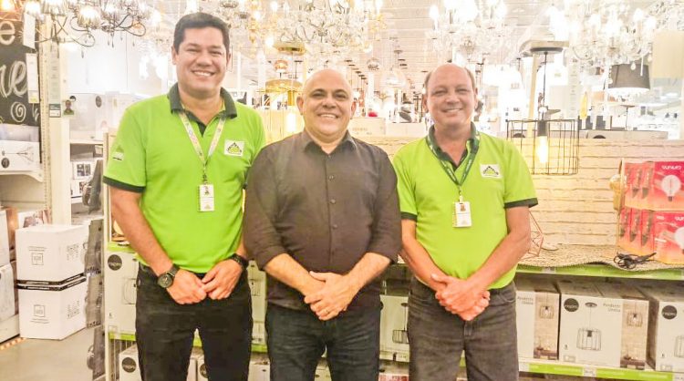 Presidente da Acomac Ceará visita empresa associada