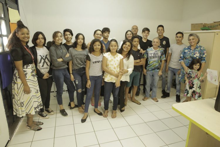 No mês das férias, estudantes da rede pública fazem curso de cinema e produzem curta sobre igualdade de gêneros