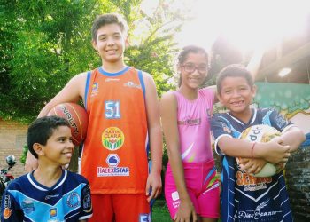 Estação da Luz lança projeto social para alunos de basquete