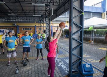 Sesc promove aulão de cross training nas areias da Praia de Iracema