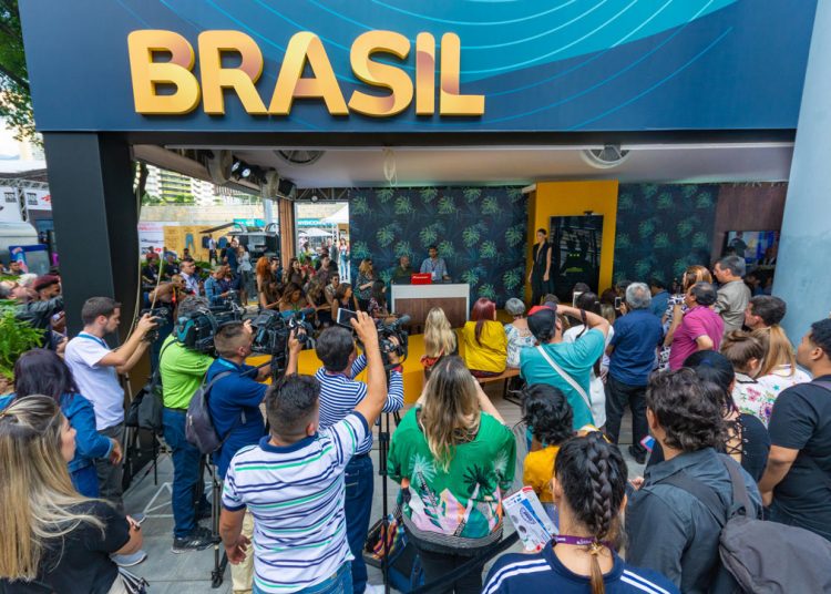 Impulsionadas por acordo comercial, exportações de tecidos, fios e denim do Ceará para a Colômbia saltam 70,77% no primeiro semestre de 2019