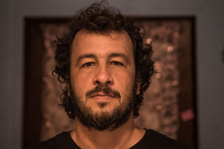 Oscar Arruda lança novo Single no Café Couture