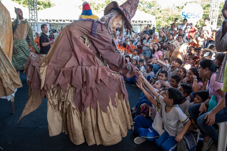 Povos do Mar para crianças: mestres ensinam brincadeiras tradicionais