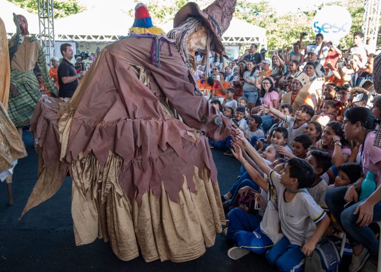 Povos do Mar para crianças: mestres ensinam brincadeiras tradicionais