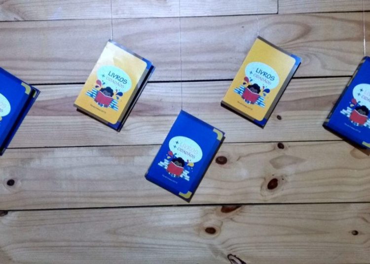 MVC participa de campanha de arrecadação de livros para o Lar Davis