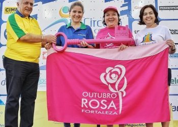 Grupo Mulheres do Brasil e Movimento Outubro Rosa promovem ação durante Corrida Pague Menos