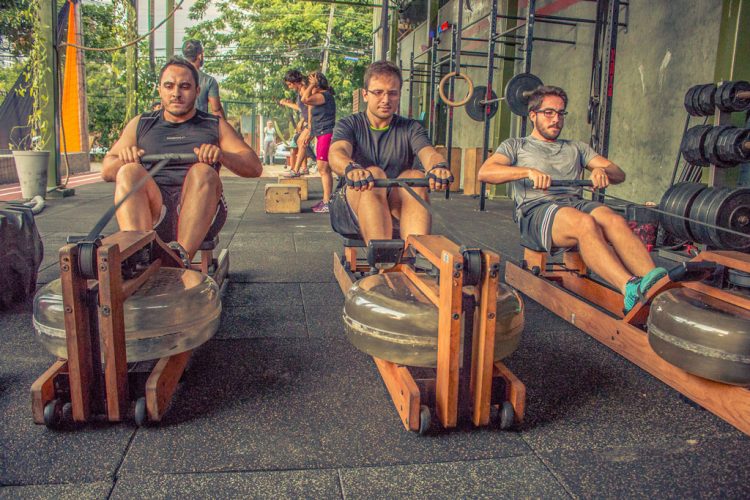 Treinar três vezes na semana é o suficiente para alcançar bons resultados, diz especialista