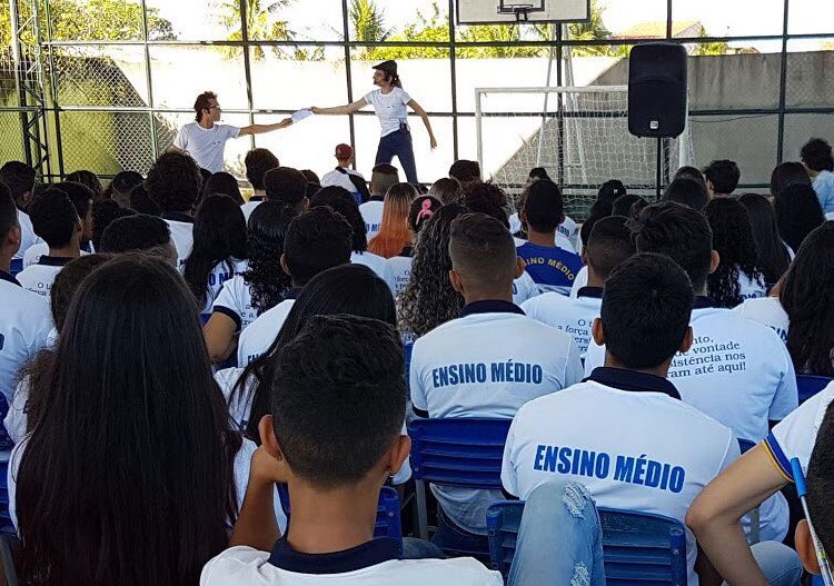Instituto Diageo sensibiliza mais de 1.300 alunos de Itaitinga sobre o não consumo de bebida alcoólica
