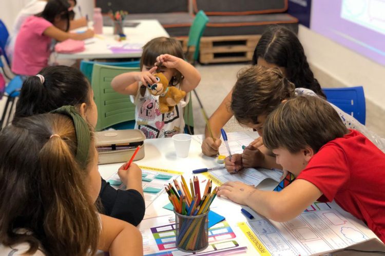 Iguatemi recebe evento gratuito com palestras e oficinas para crianças e adolescentes