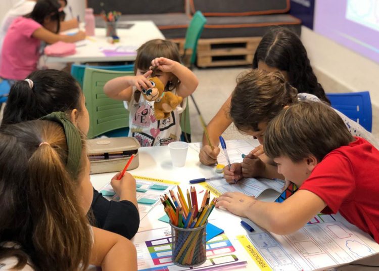 Iguatemi recebe evento gratuito com palestras e oficinas para crianças e adolescentes