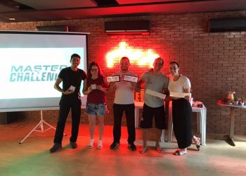 No mês dos professores, AYO Fitness Club realiza competição entre duplas de profissionais e premia com Apple Watch