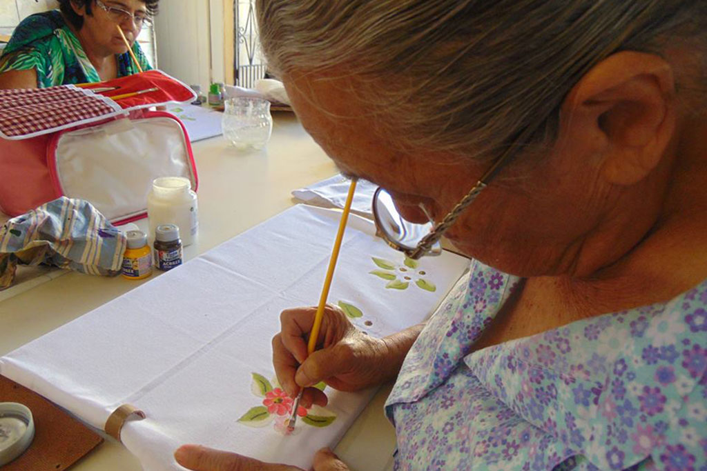 INSTITUTO CHICO MOTA REALIZA BAZAR NESTE FINAL DE SEMANA