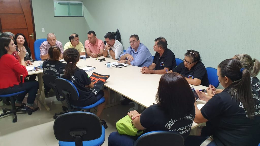 Prefeito de Maracanaú define novo piso salarial dos agentes de saúde e endemias