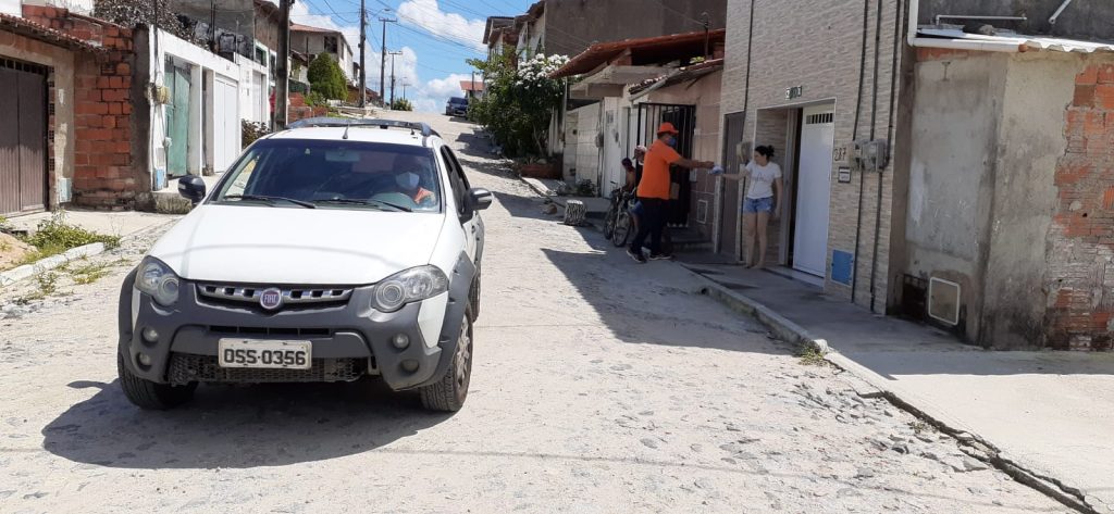 Prefeitura realiza mais uma entrega de kits de higiene pessoal nas comunidades