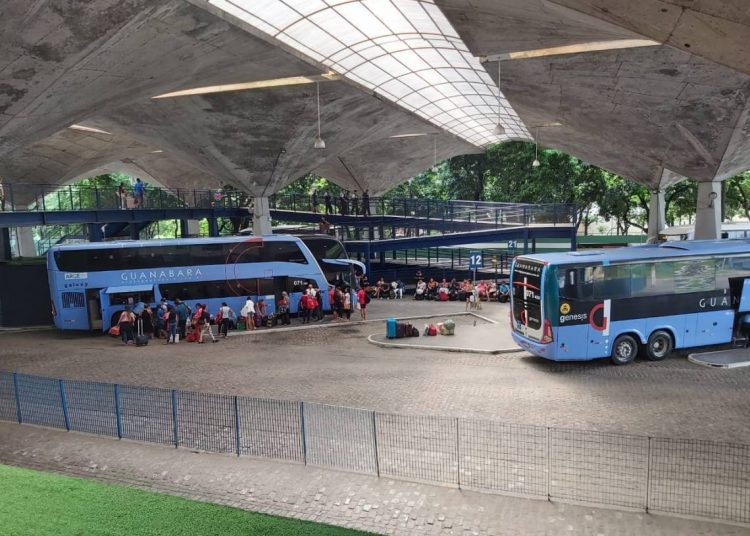 Eleições movimentam 217 viagens de ônibus extras pelas 16 empresas que operam no Terminal Rodoviário Engenheiro João Tomé