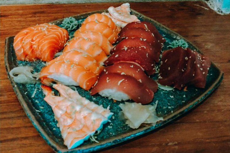 Zoi Restaurante reforça delivery e estreia combinados de sushi exclusivamente para pedidos online
