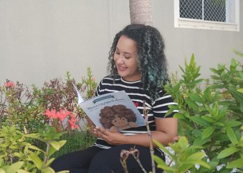 No mês em homenagem ao livro, o Projeto PALAVRAS tem muita contação, teatro e encontro com autores premiados