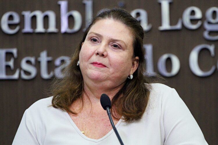 Projeto da Deputada Fernanda Pessoa cria o Instituto Médico Veterinário Legal no Ceará