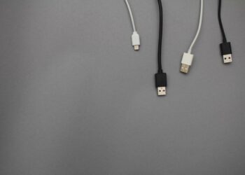 União Europeia propõe que todos os eletrônicos tenham a mesma entrada para carregamento