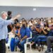 Prefeito anuncia mais benefícios aos professores na tarde deste sábado